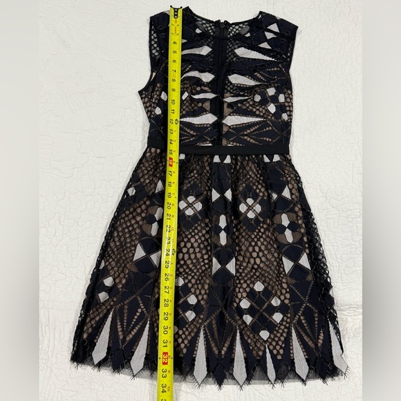 BCBGMaxAzria Womens Black Patterned Mini Dress Size 2 - Picture 6 of 13